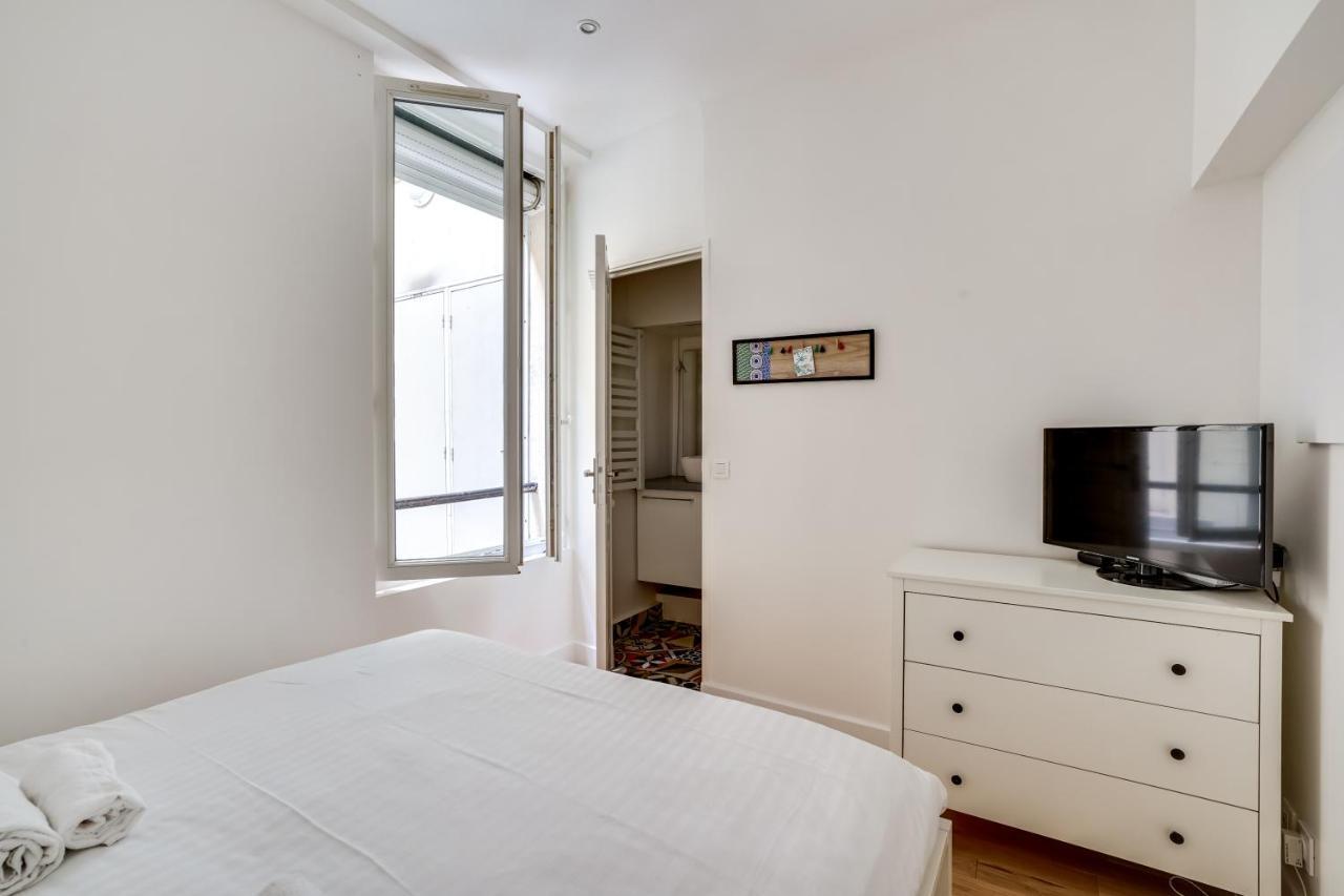 Apartment 3 People Close Eiffel Tower By Weekome Paris Exterior foto